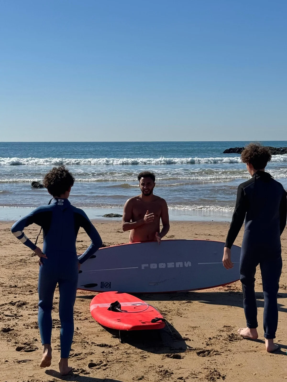 Surf preparation by the ocean
