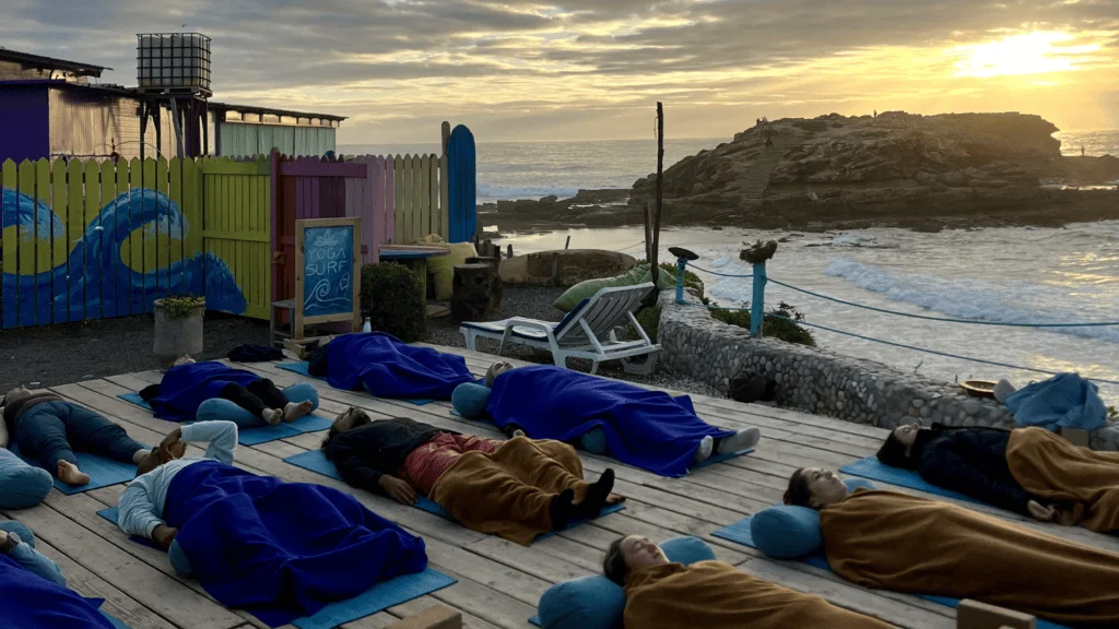 Sunset Yin Yoga with Colette · organizer image